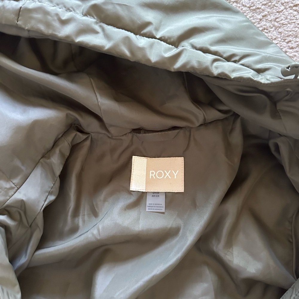 Roxy Puffer Jacket - image 3